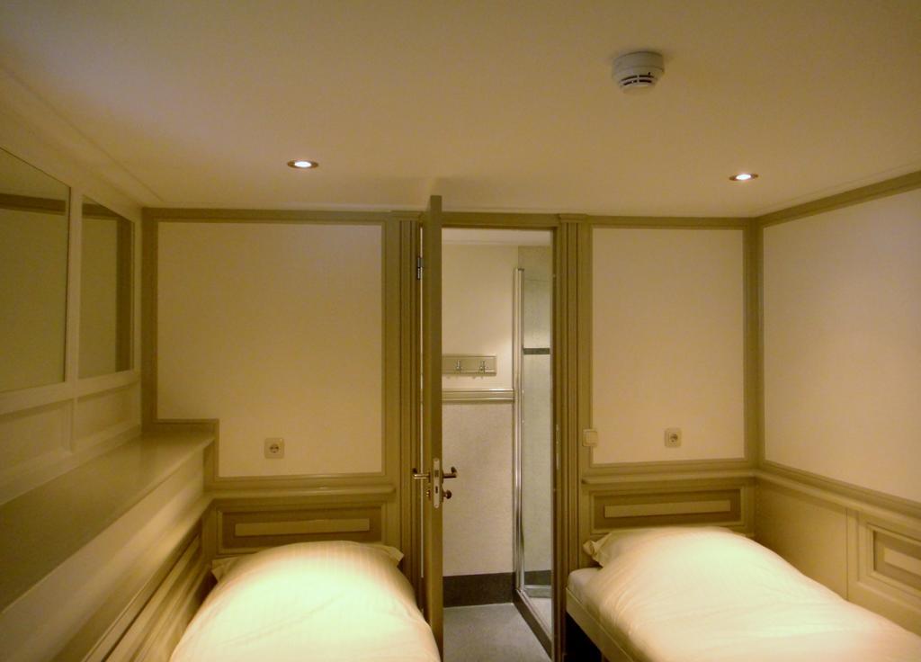 Hotel Kapitein Anna à Amsterdam Chambre photo